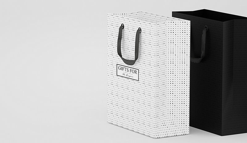 luxury-black-and-white-gift-bags